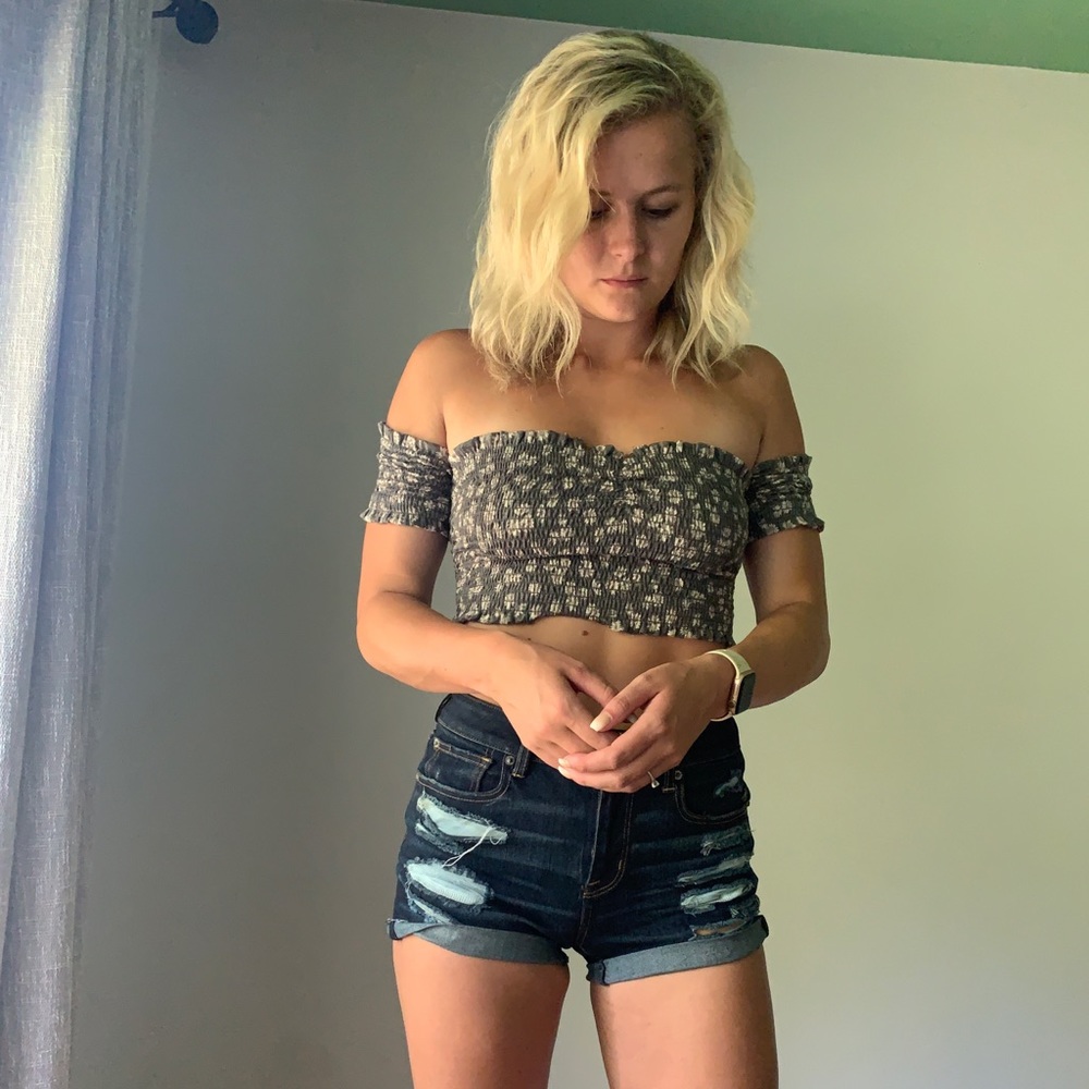 Off the Shoulder Crop Top - S